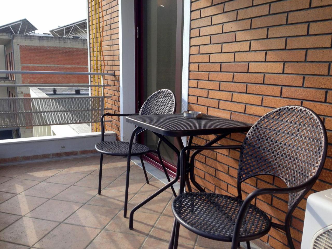 Lirio Guest House Makrakomi Экстерьер фото