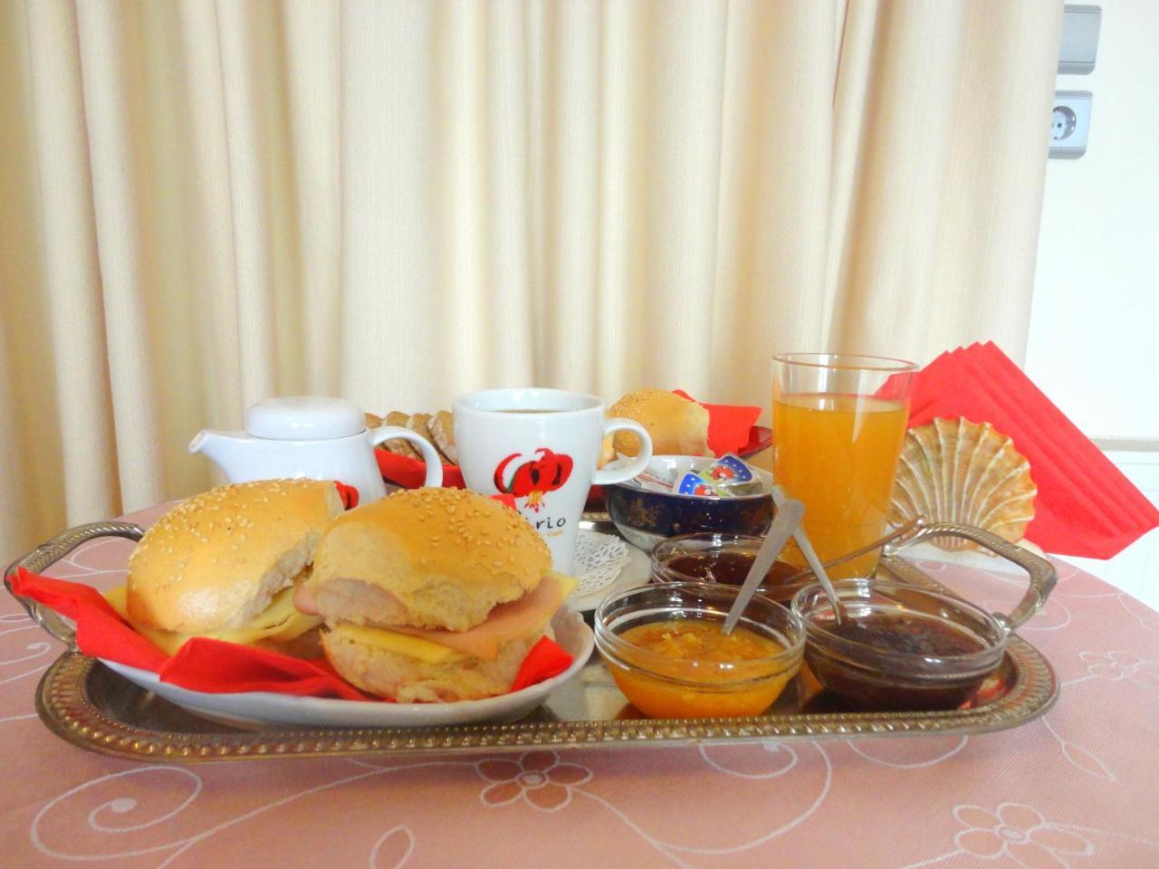 Lirio Guest House Makrakomi Экстерьер фото