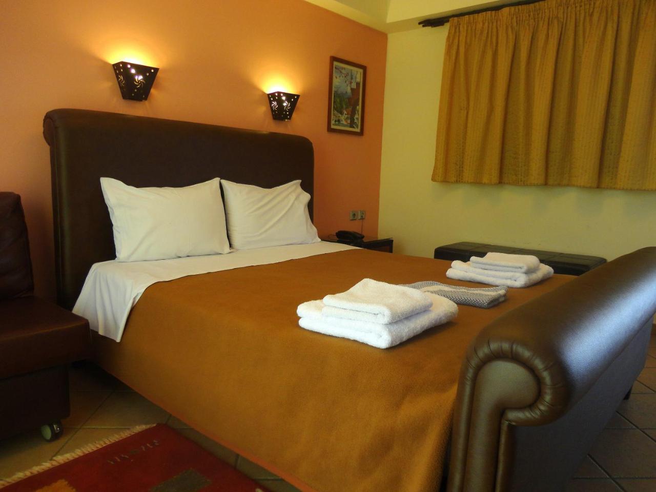 Lirio Guest House Makrakomi Экстерьер фото